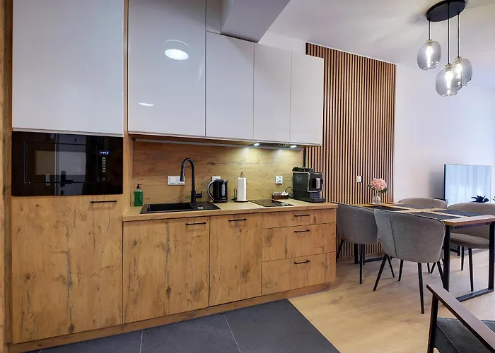 Rentplanet - Ostoja 斯克拉斯卡波伦巴